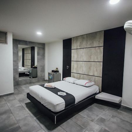 Hotel Panorama Меделин Екстериор снимка