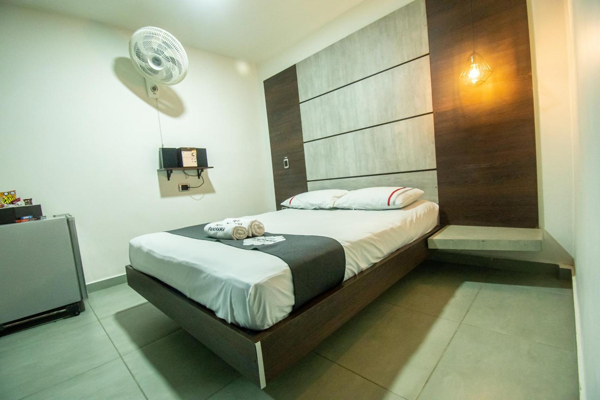 Hotel Panorama Меделин Екстериор снимка